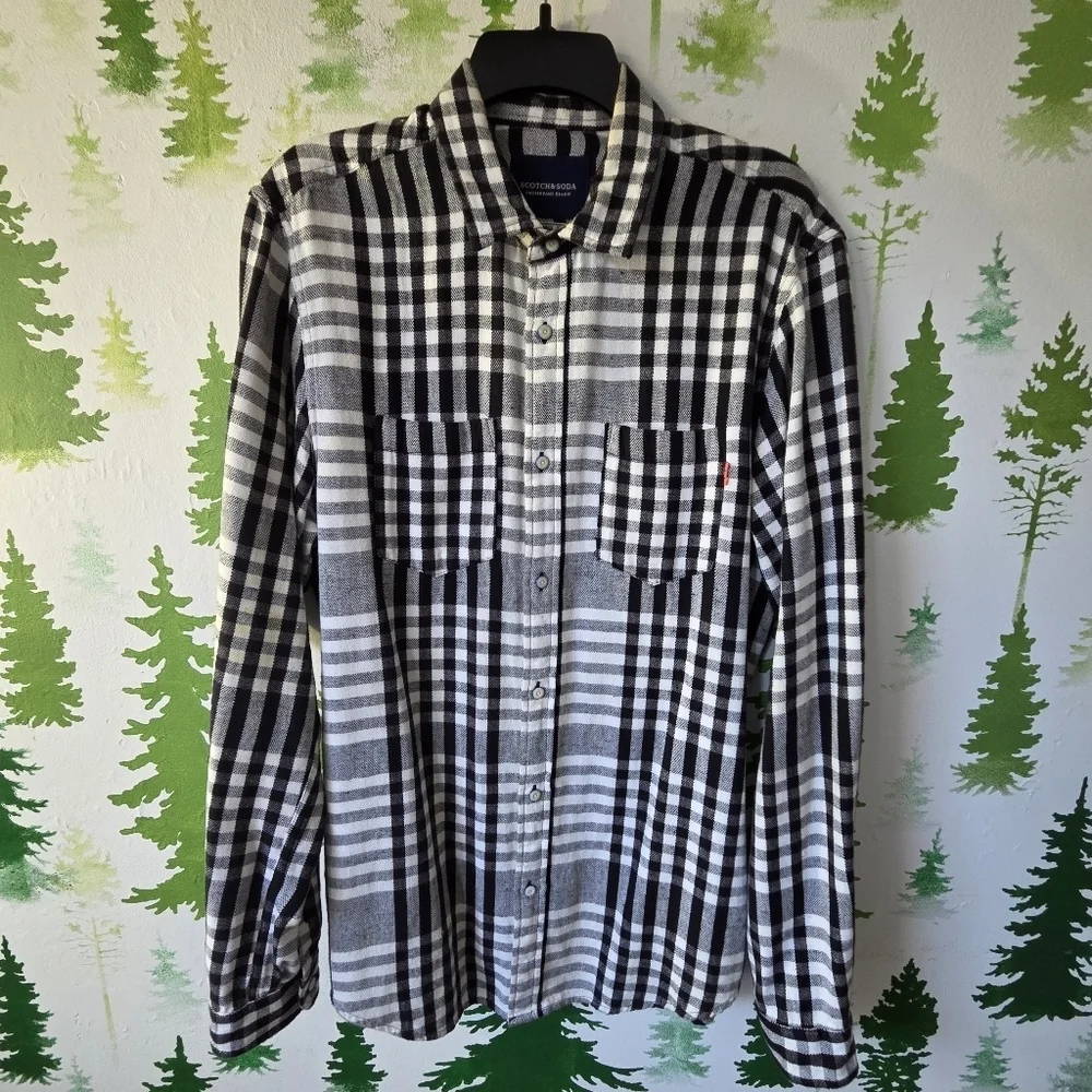 Men's Black and White Checkered Relaxed Shirt